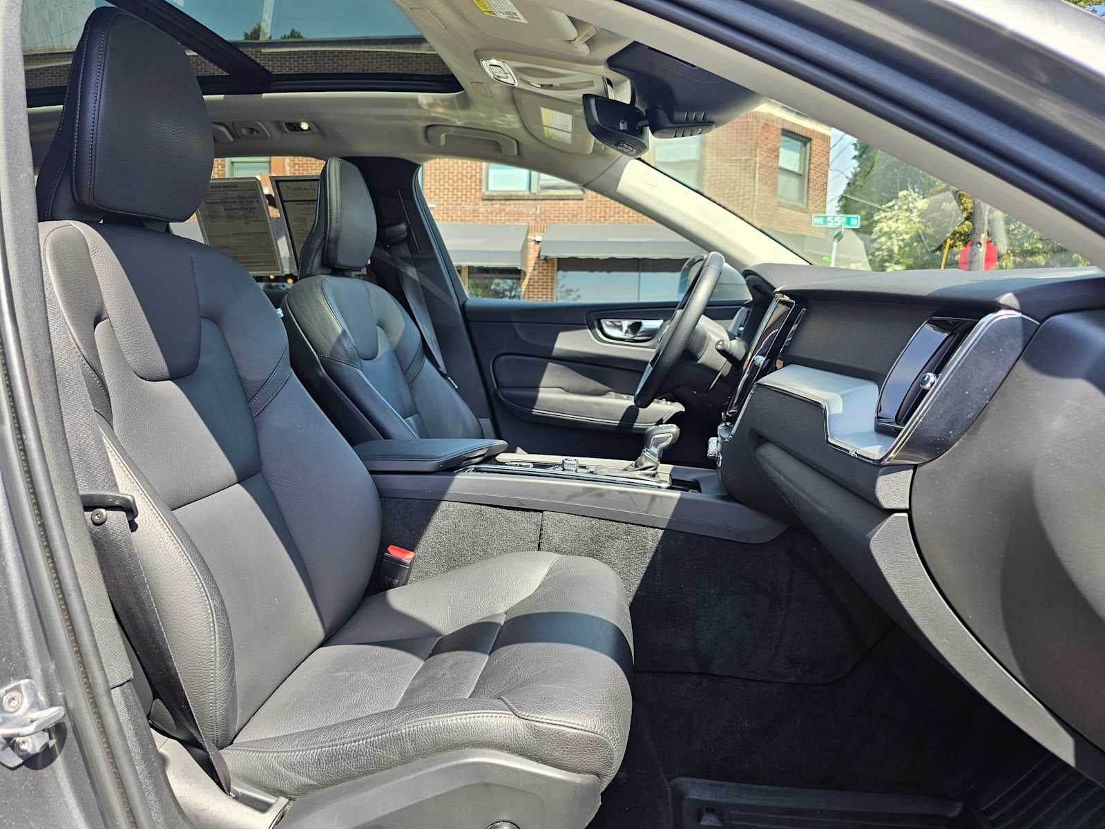 2019 Volvo XC60 Momentum
