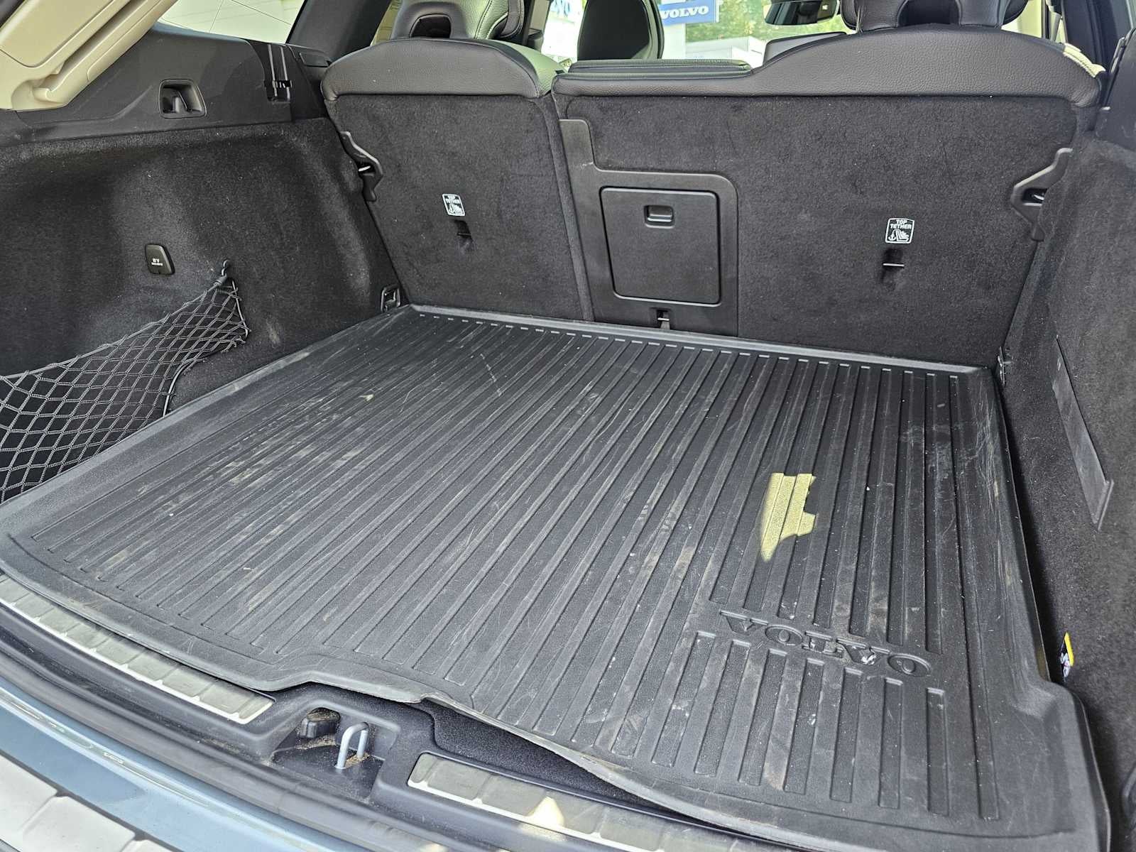 2019 Volvo XC60 Momentum