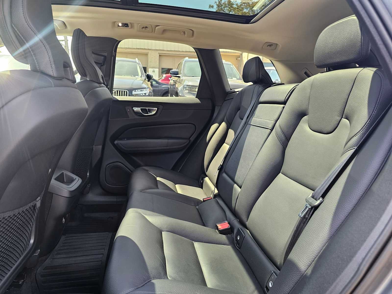 2019 Volvo XC60 Momentum