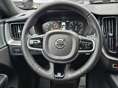 2018 Volvo XC60 R-Design