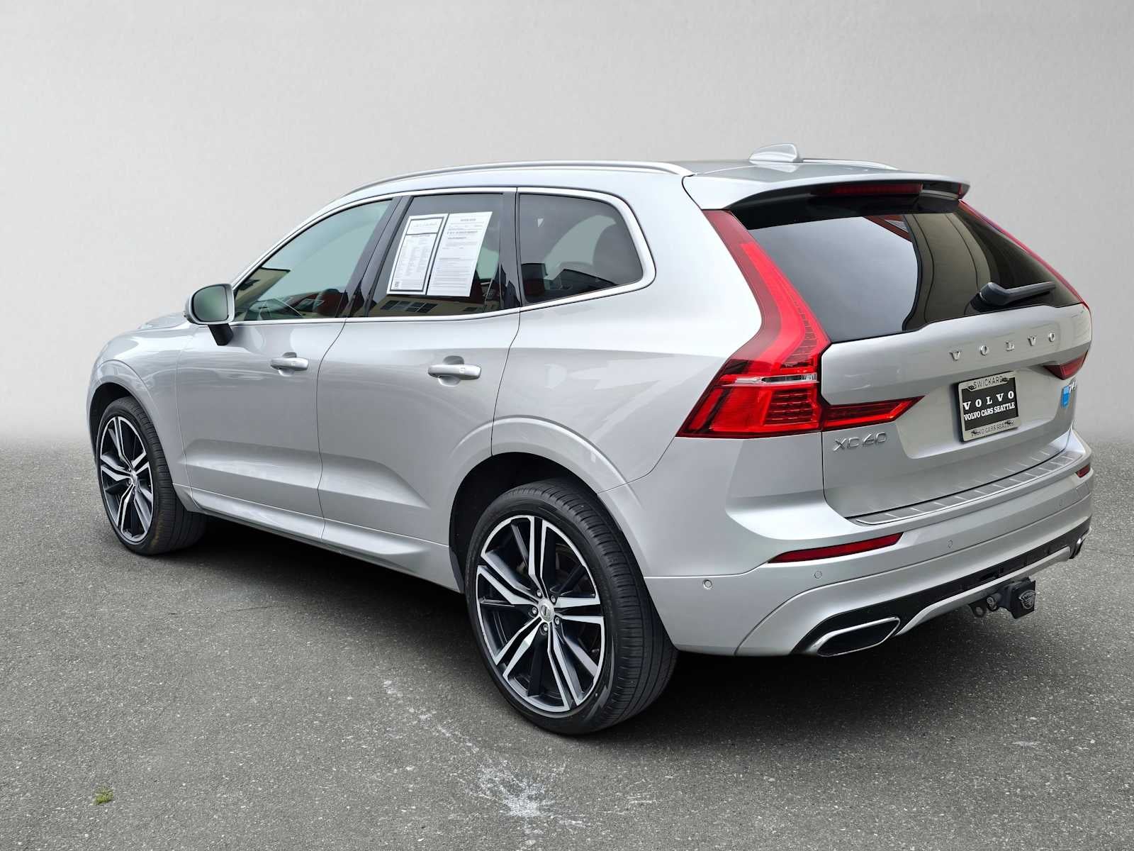 2018 Volvo XC60 R-Design