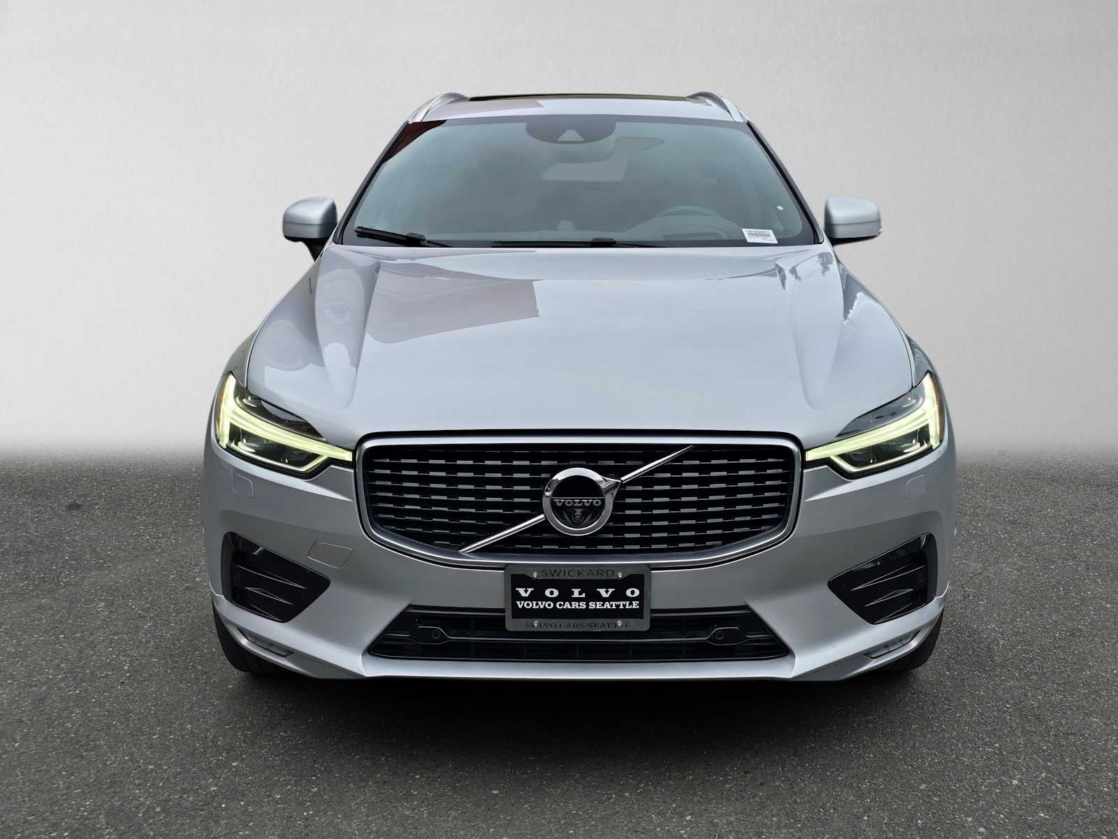 2018 Volvo XC60 R-Design