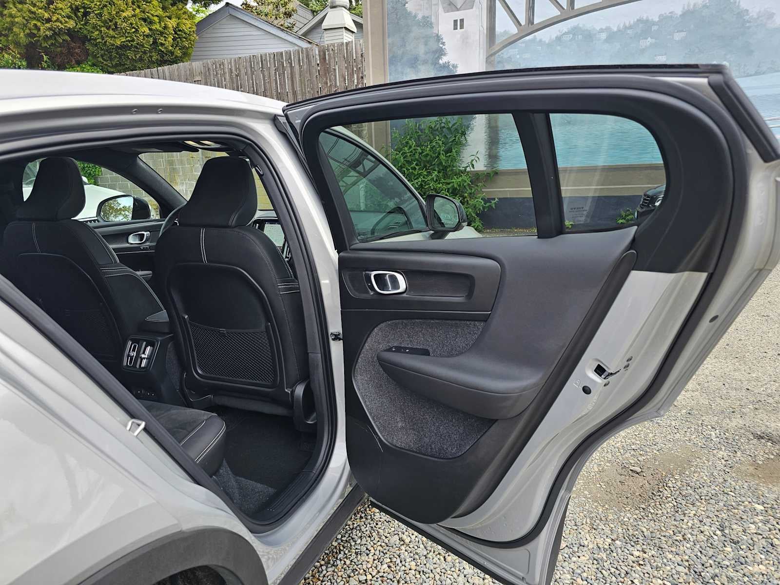 2023 Volvo C40 Recharge Pure Electric Plus