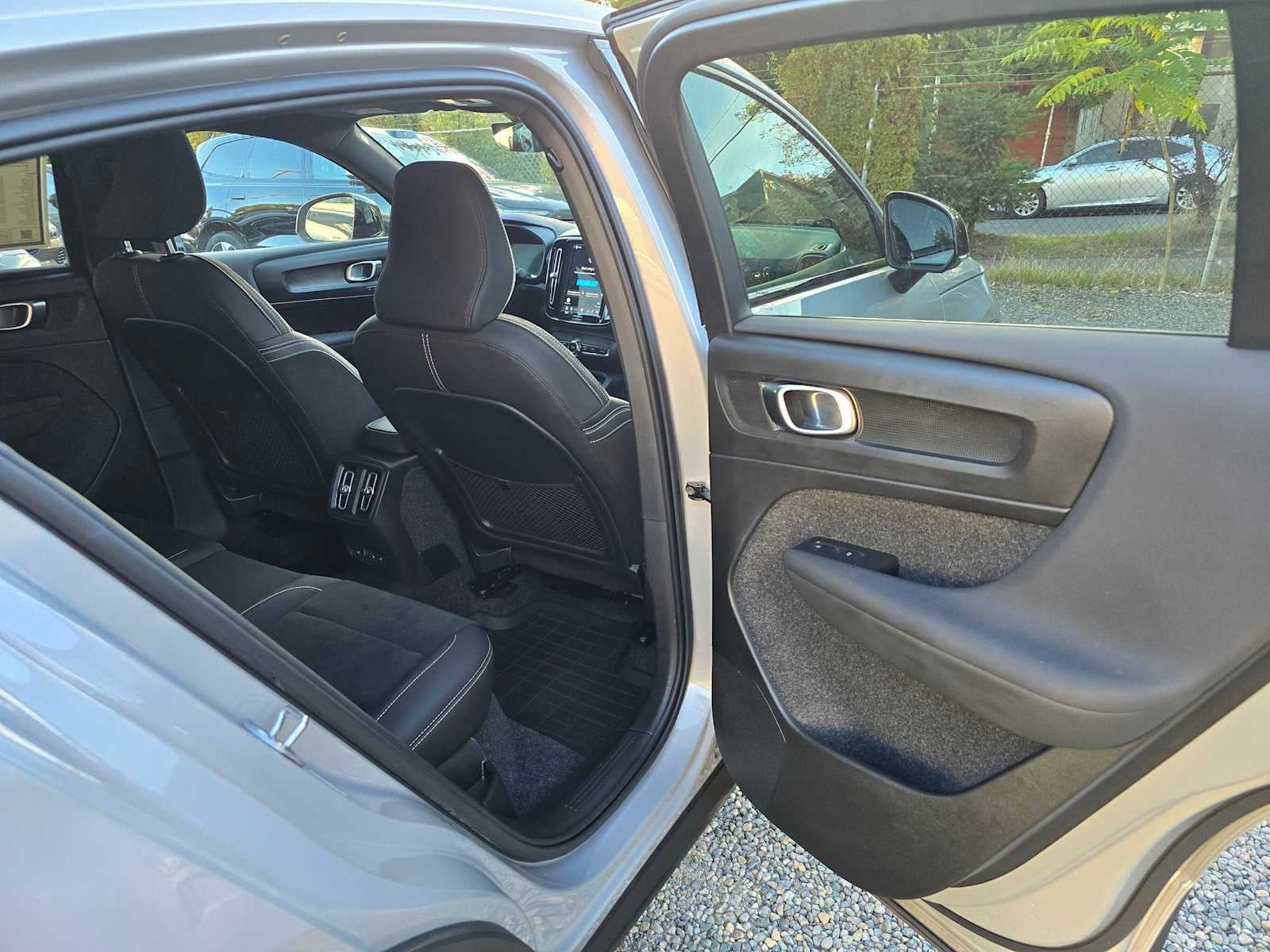 2023 Volvo C40 Recharge Pure Electric Plus