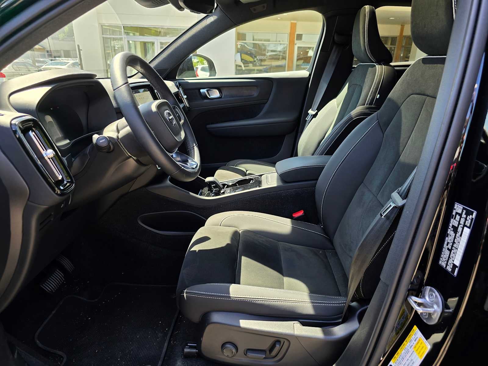 2023 Volvo C40 Recharge Pure Electric Plus