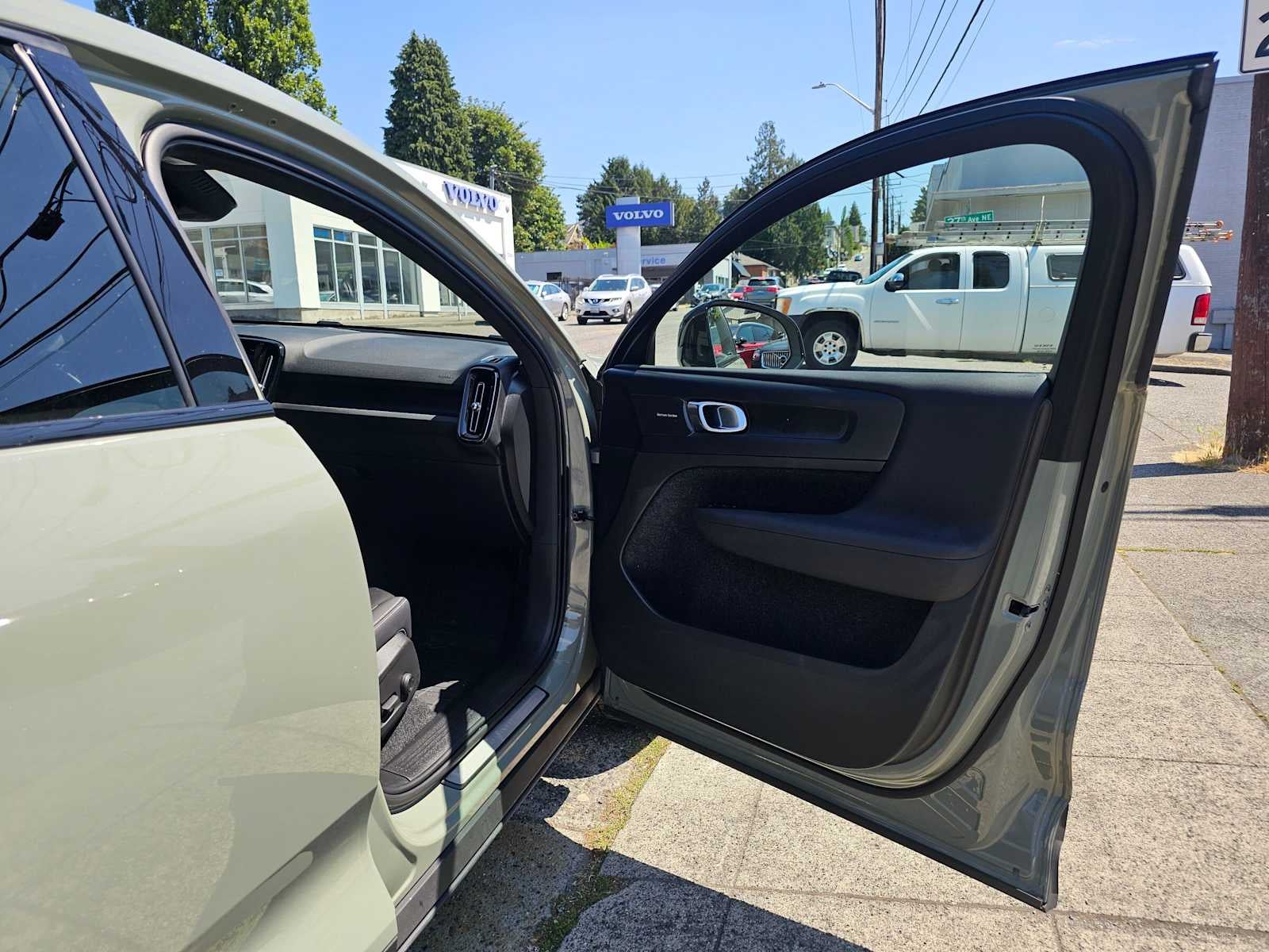 2023 Volvo C40 Recharge Pure Electric Ultimate