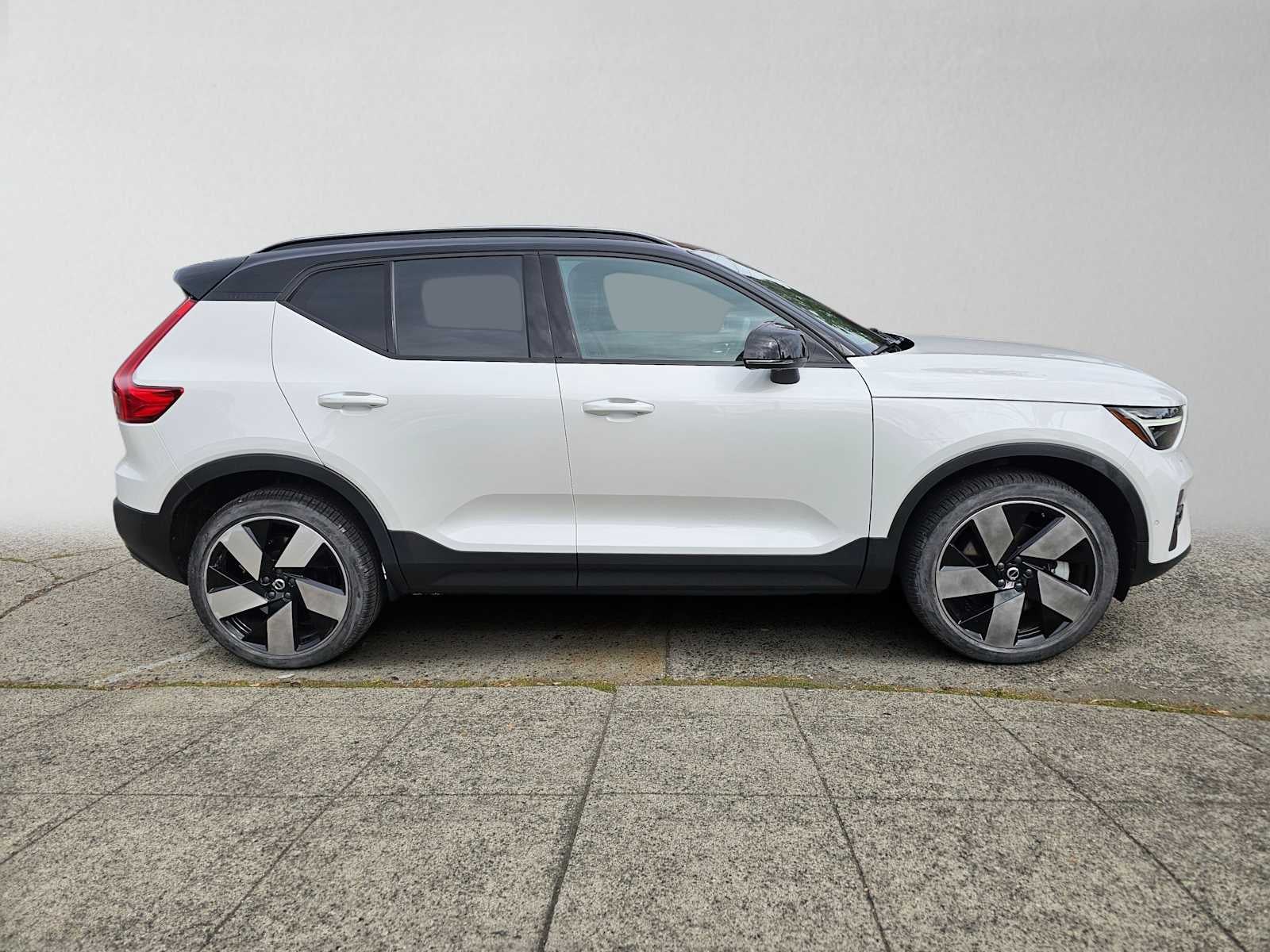 2023 Volvo XC40 Recharge Pure Electric Ultimate