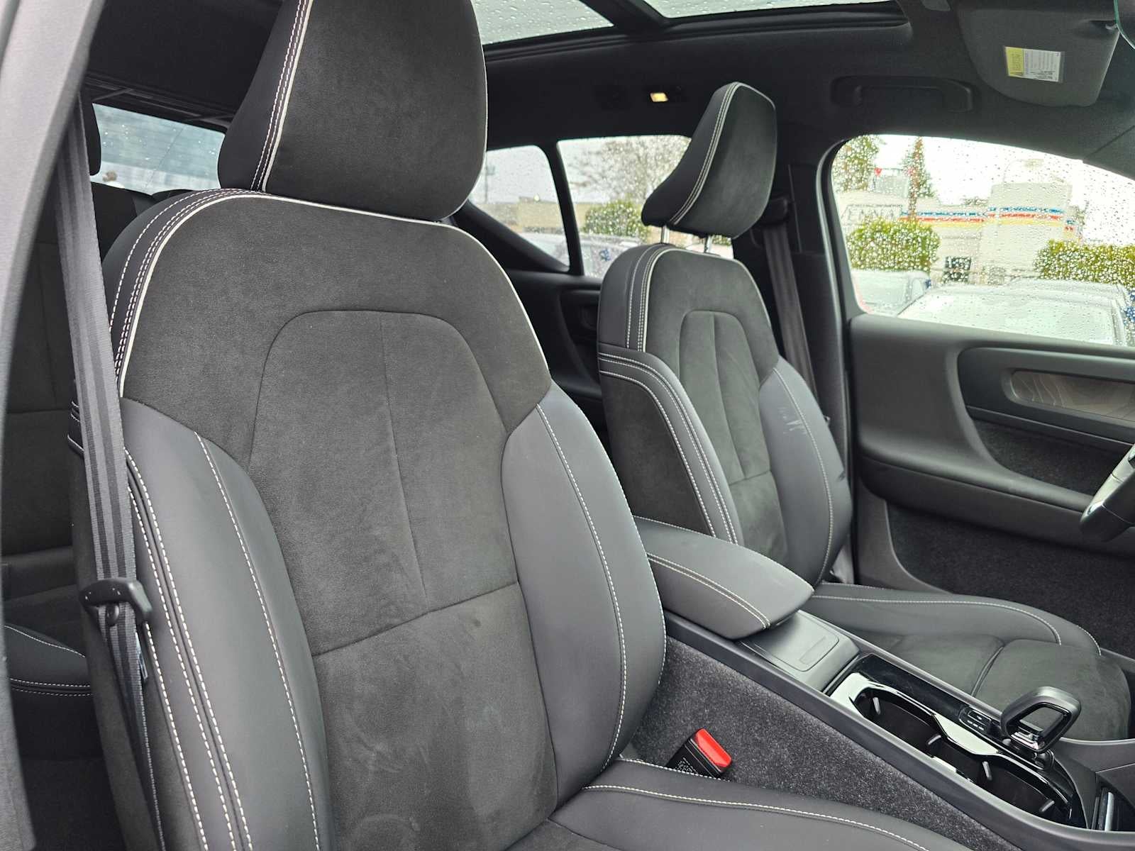 2023 Volvo XC40 Recharge Pure Electric Ultimate