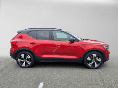2021 Volvo XC40 Recharge P8 eAWD Pure Electric