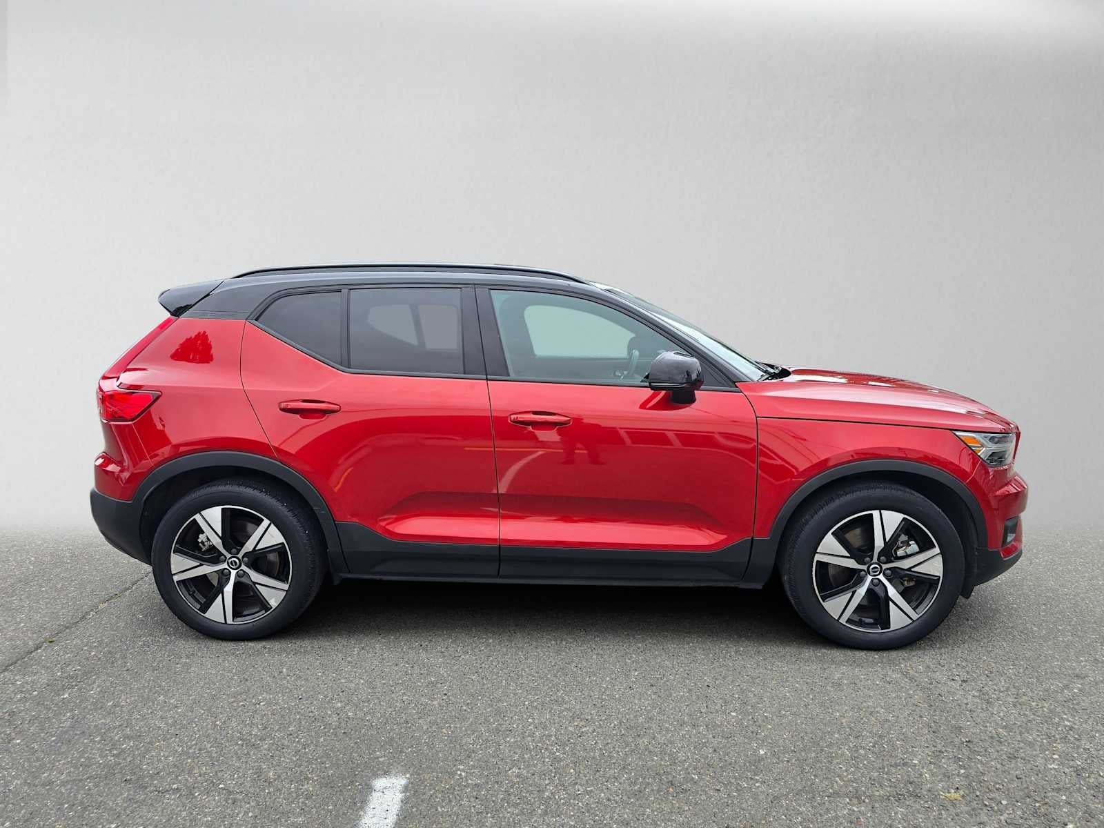 2021 Volvo XC40 Recharge P8 eAWD Pure Electric