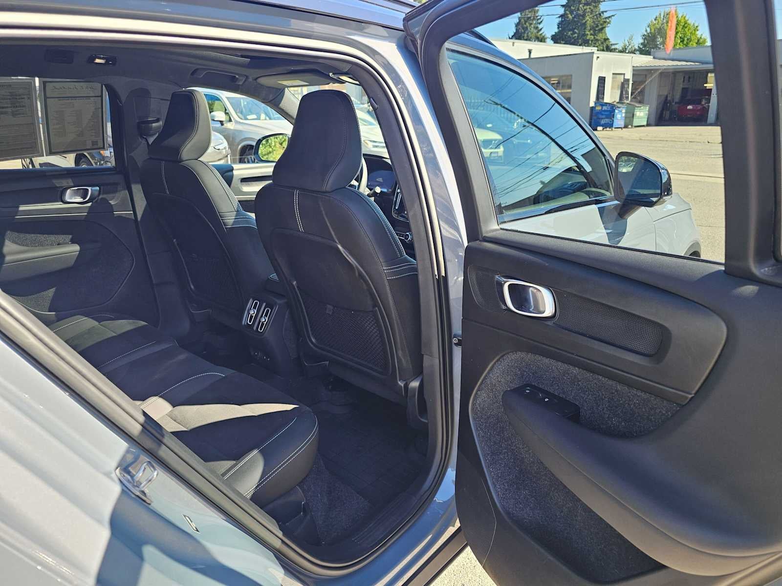 2023 Volvo XC40 Recharge Pure Electric Plus