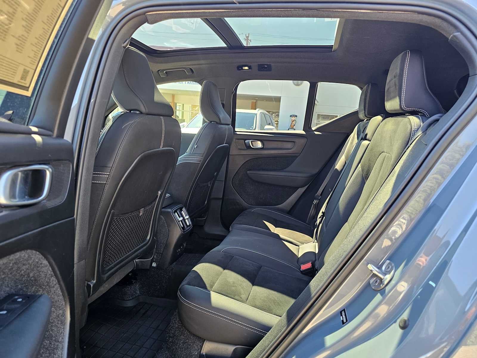 2023 Volvo XC40 Recharge Pure Electric Plus