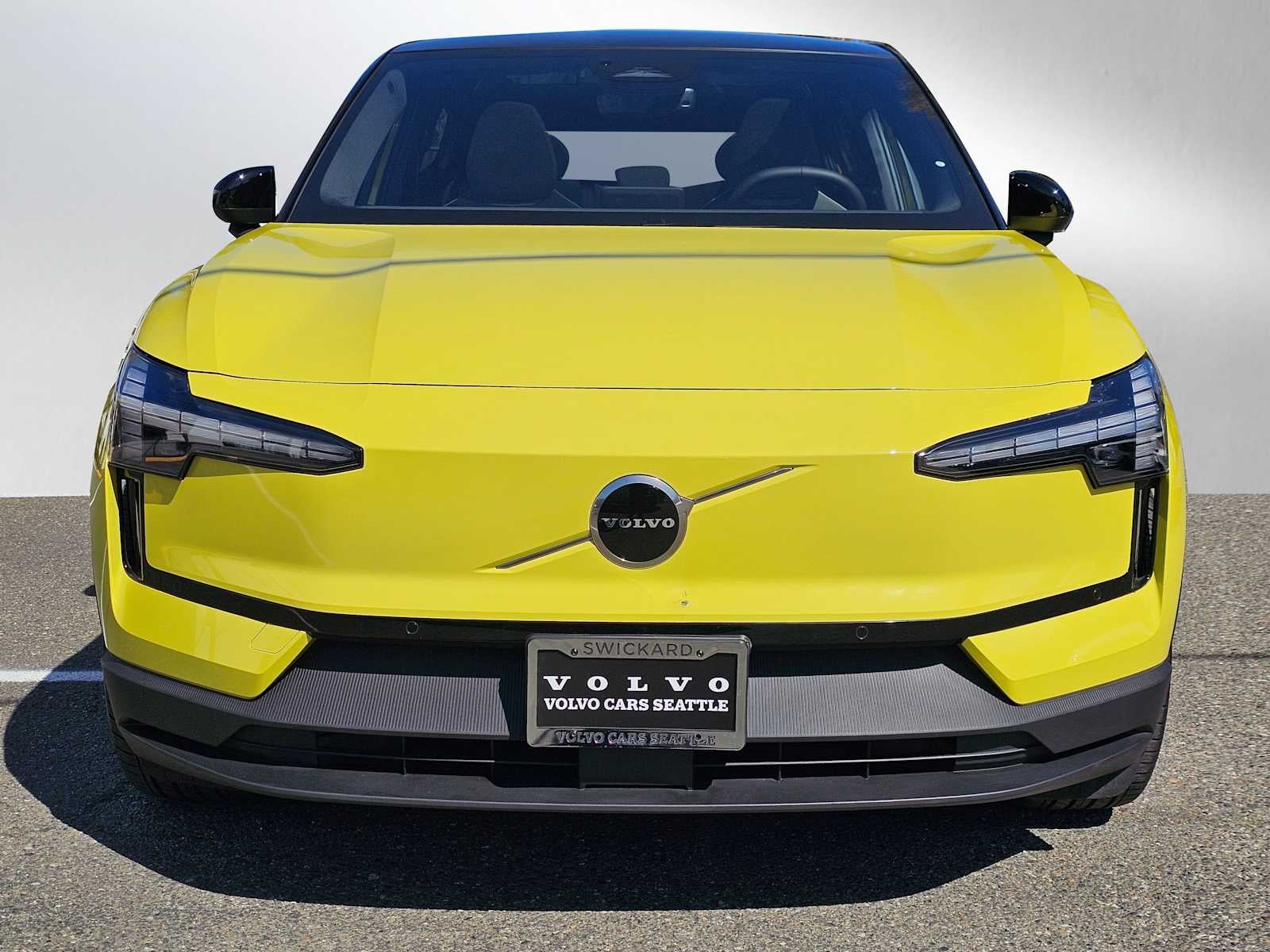 2025 Volvo EX30 Plus