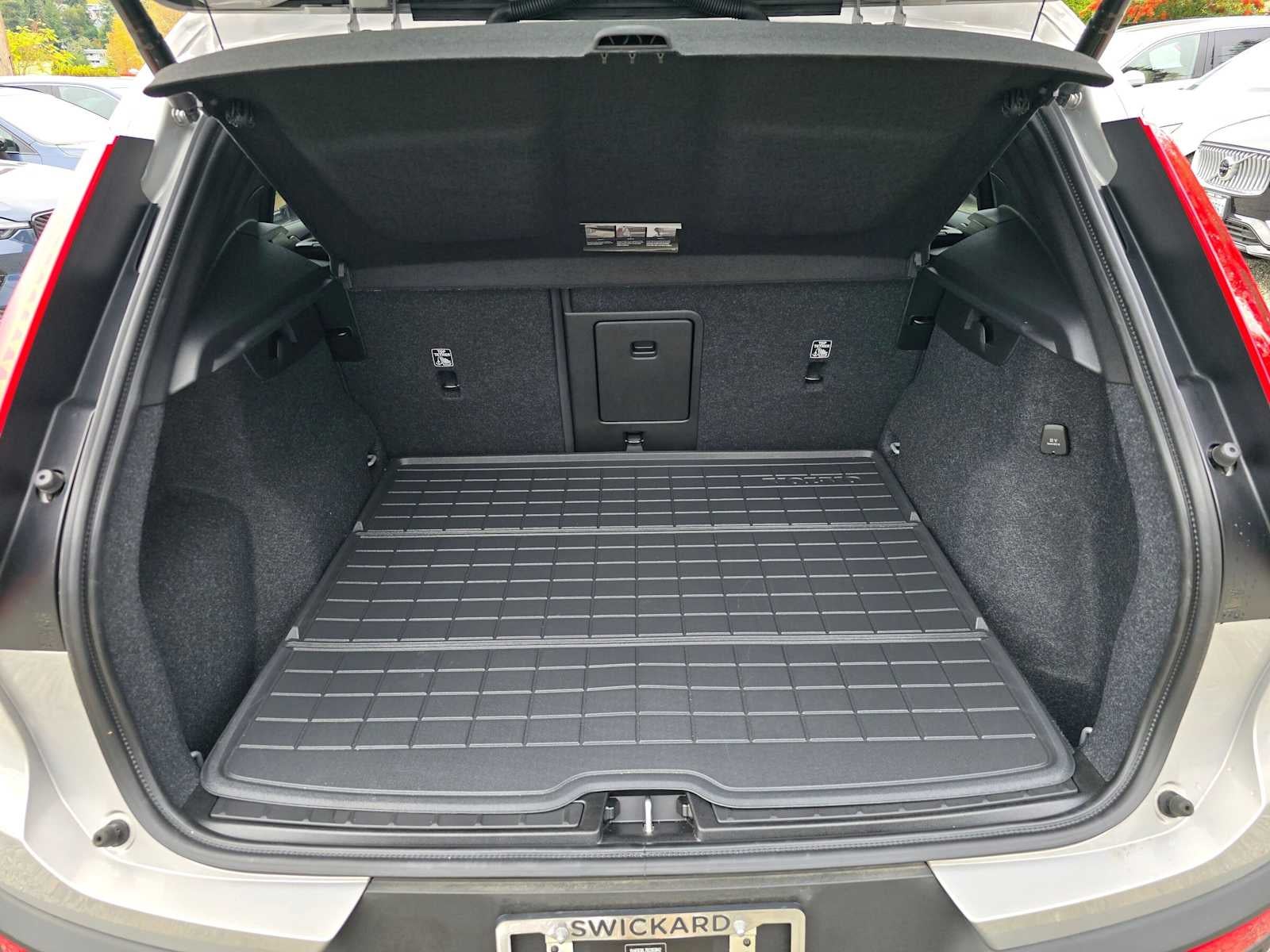 2024 Volvo XC40 Recharge Pure Electric Plus