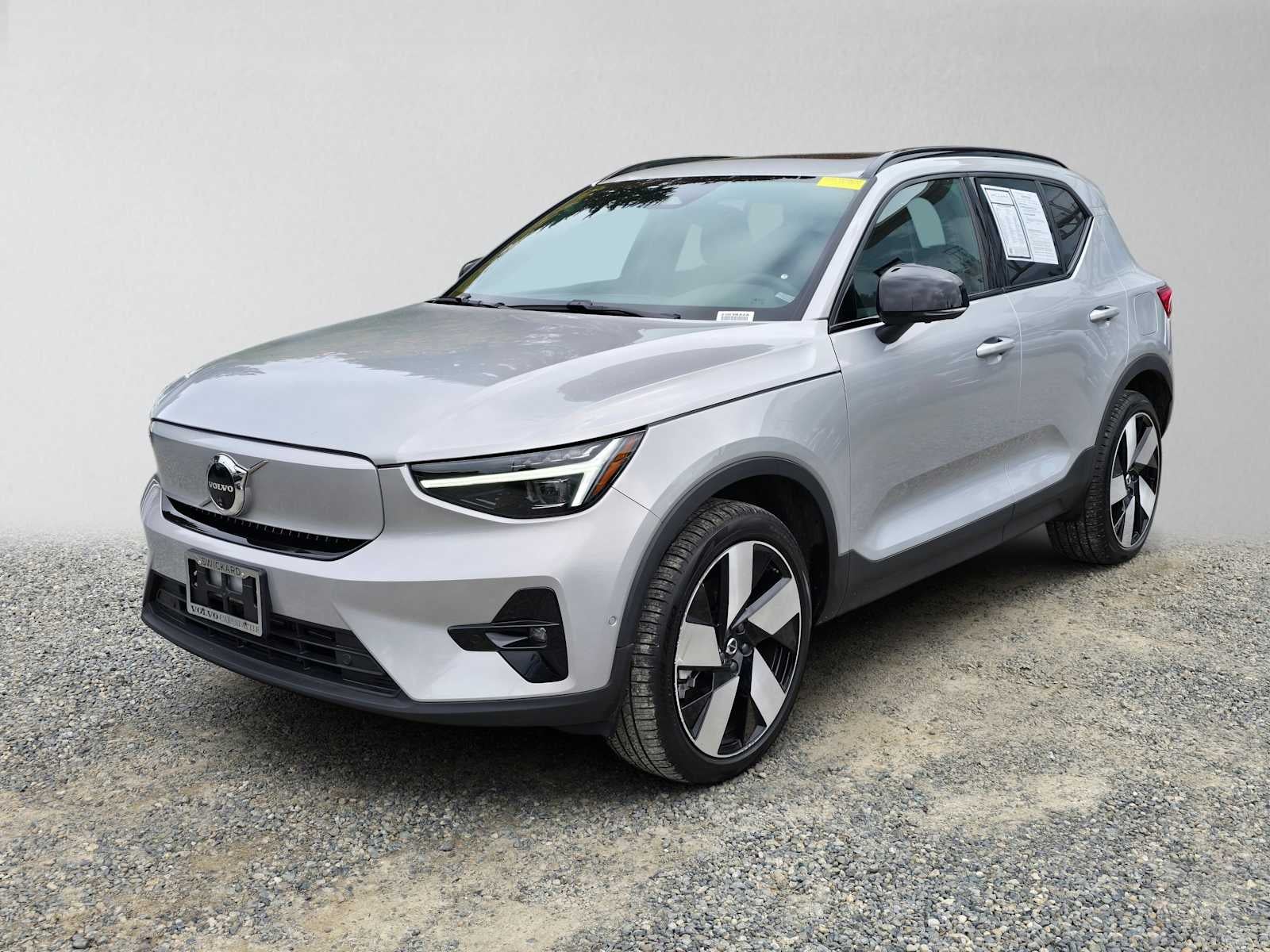 2024 Volvo XC40 Recharge Pure Electric Plus
