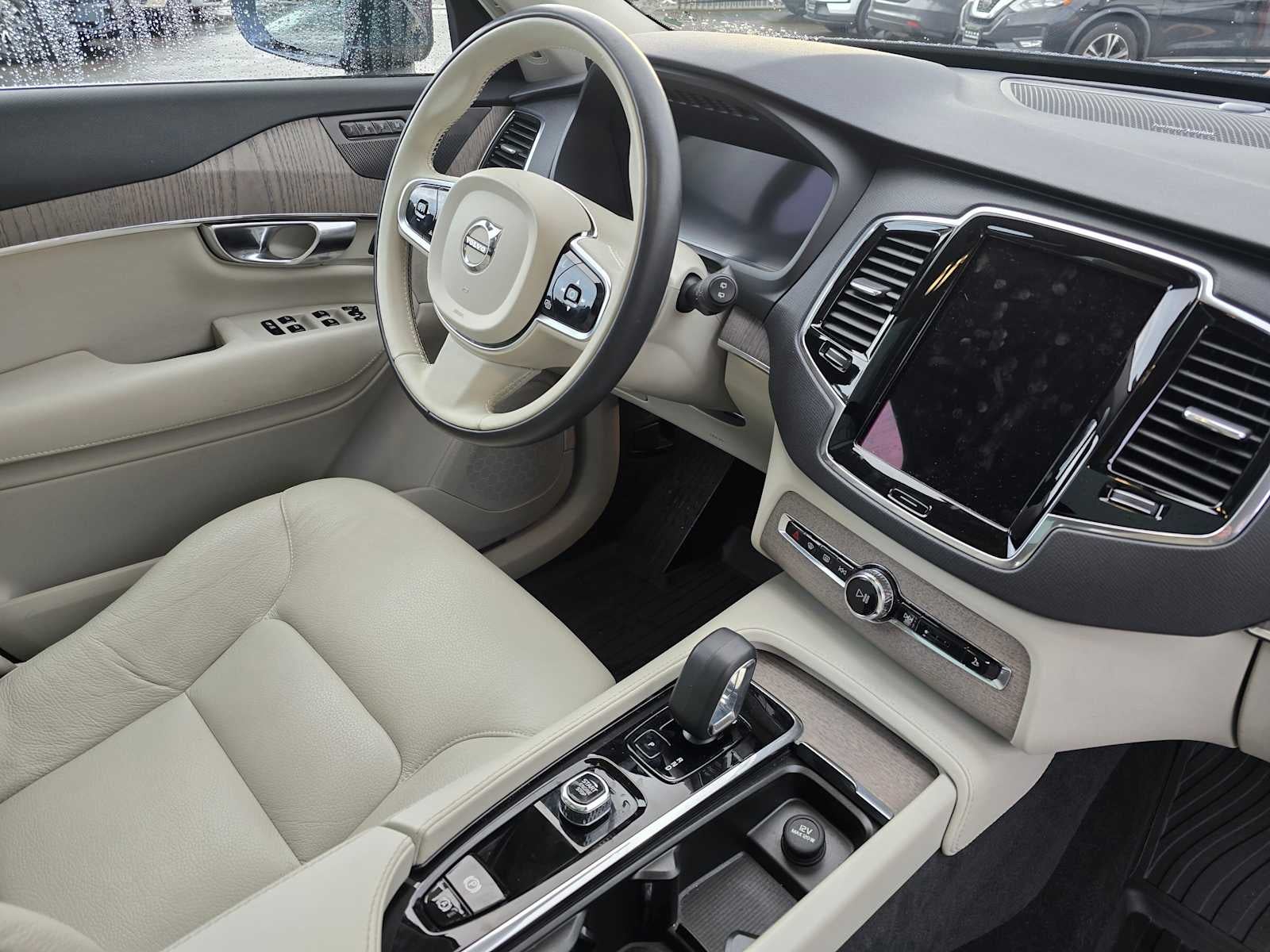 2023 Volvo XC90 Recharge Plug-In Hybrid Plus