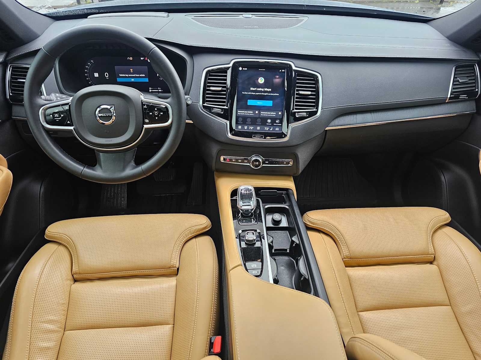 2023 Volvo XC90 Recharge Plug-In Hybrid Ultimate Bright Theme
