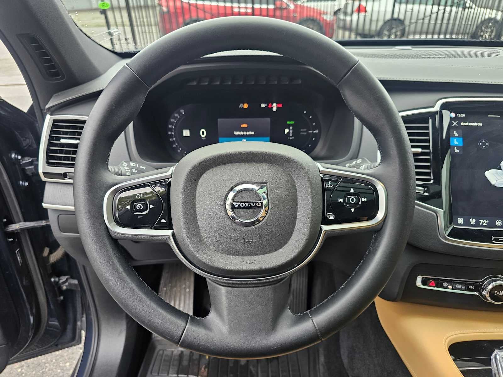 2023 Volvo XC90 Recharge Plug-In Hybrid Ultimate Bright Theme