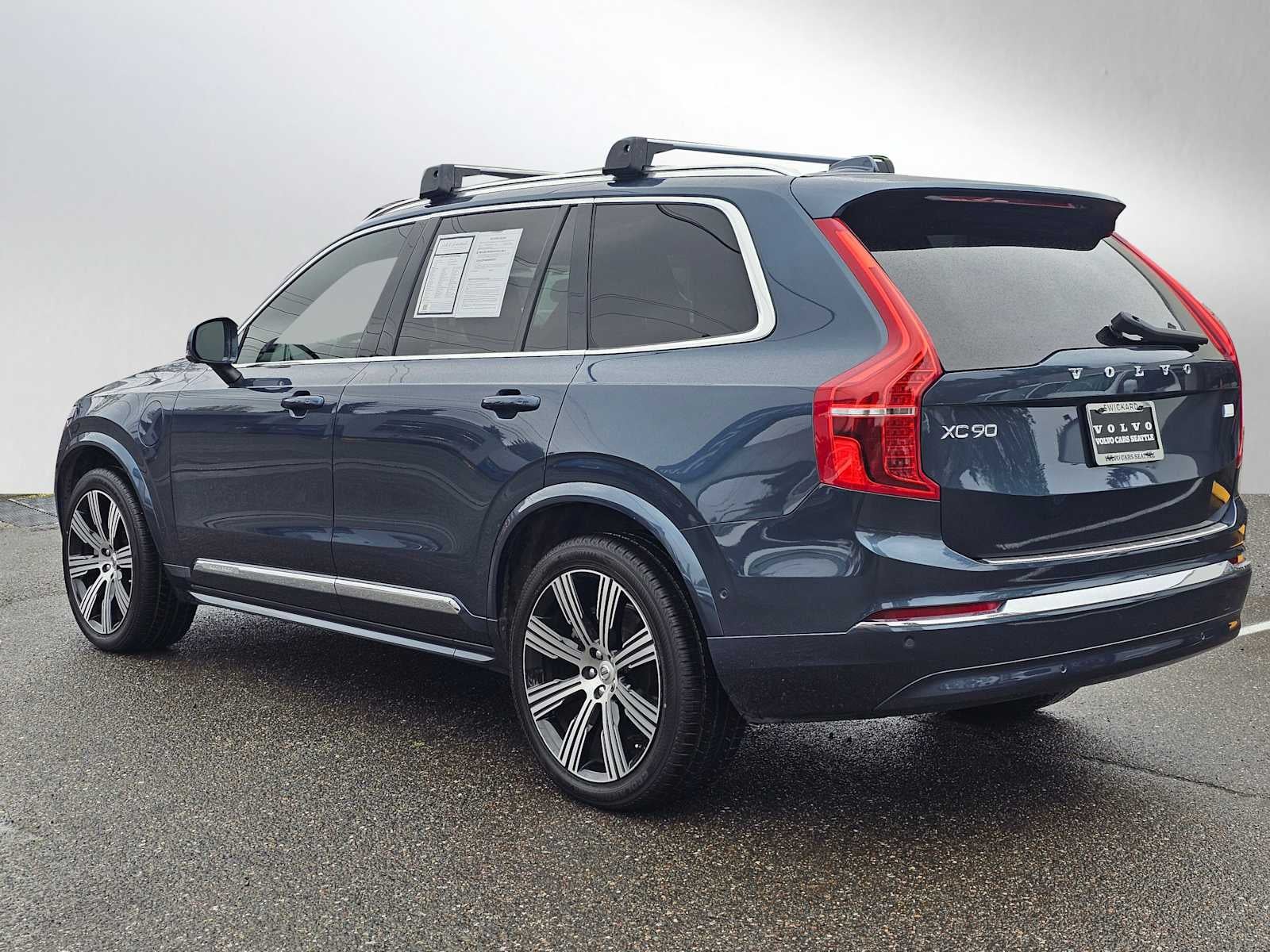 2023 Volvo XC90 Recharge Plug-In Hybrid Ultimate Bright Theme