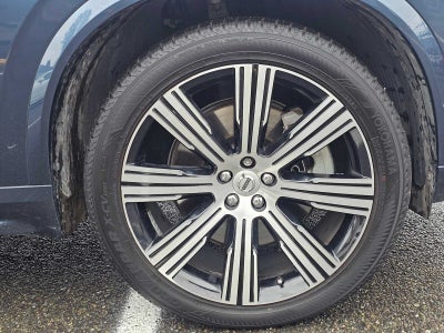 2023 Volvo XC90 Recharge Plug-In Hybrid Ultimate Bright Theme