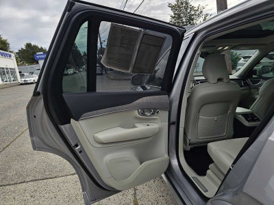 2024 Volvo XC90 Recharge Plug-In Hybrid Plus Bright Theme