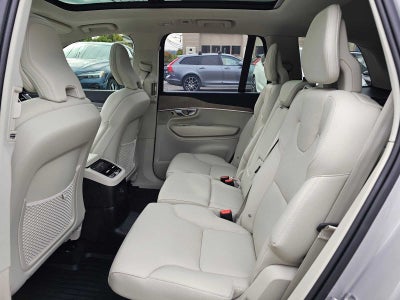 2024 Volvo XC90 Recharge Plug-In Hybrid Plus Bright Theme