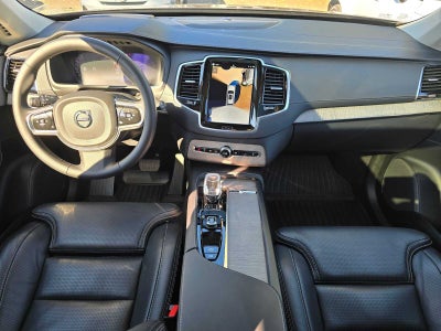 2024 Volvo XC90 Recharge Plug-In Hybrid Ultimate Bright Theme