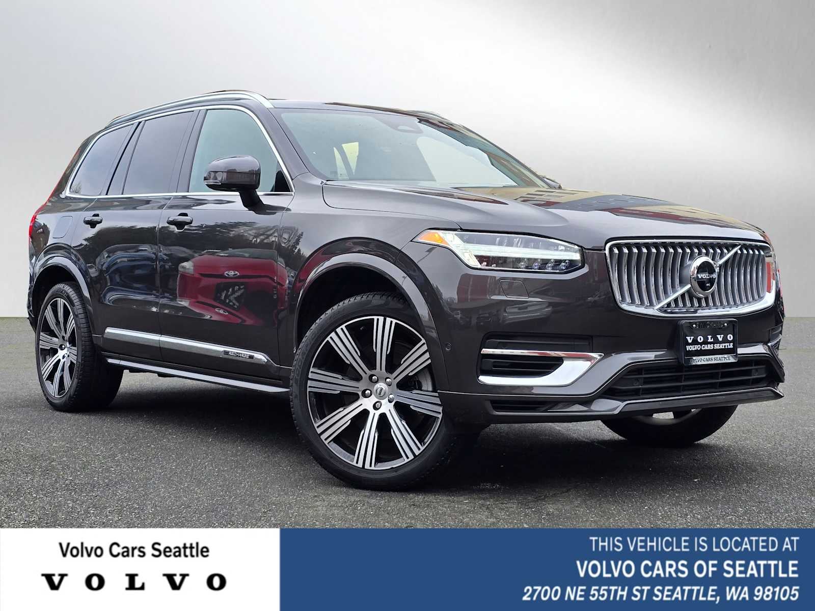 2023 Volvo XC90 Recharge Plug-In Hybrid Plus Bright Theme