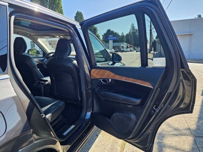 2023 Volvo XC90 Recharge Plug-In Hybrid Plus Bright Theme