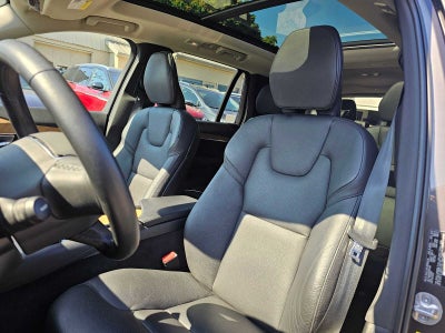 2023 Volvo XC90 Recharge Plug-In Hybrid Plus Bright Theme