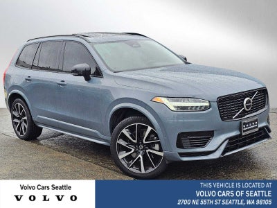 2023 Volvo XC90 Recharge Plug-In Hybrid Plus Dark Theme
