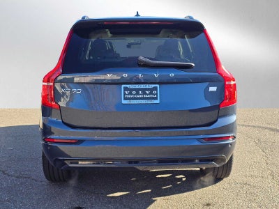 2023 Volvo XC90 Recharge Plug-In Hybrid Ultimate Dark Theme