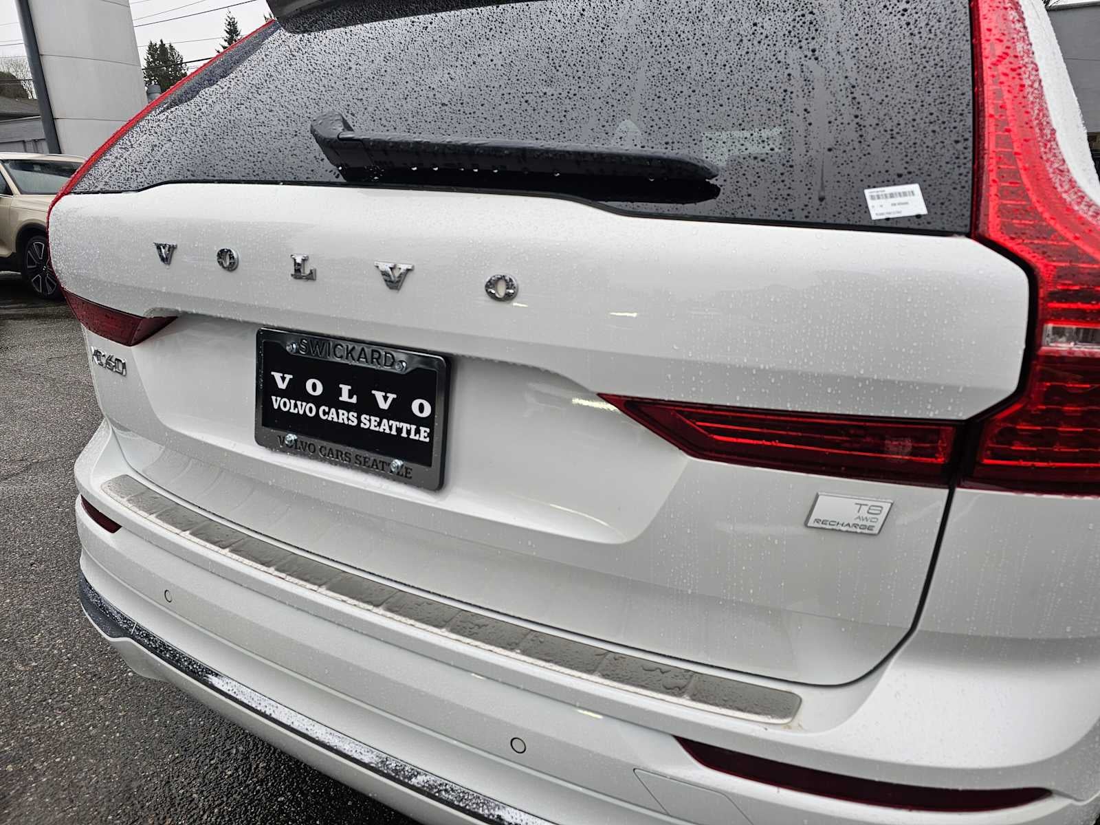 2023 Volvo XC60 Recharge Plug-In Hybrid Ultimate Bright Theme