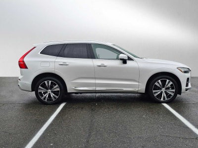 2023 Volvo XC60 Recharge Plug-In Hybrid Ultimate Bright Theme