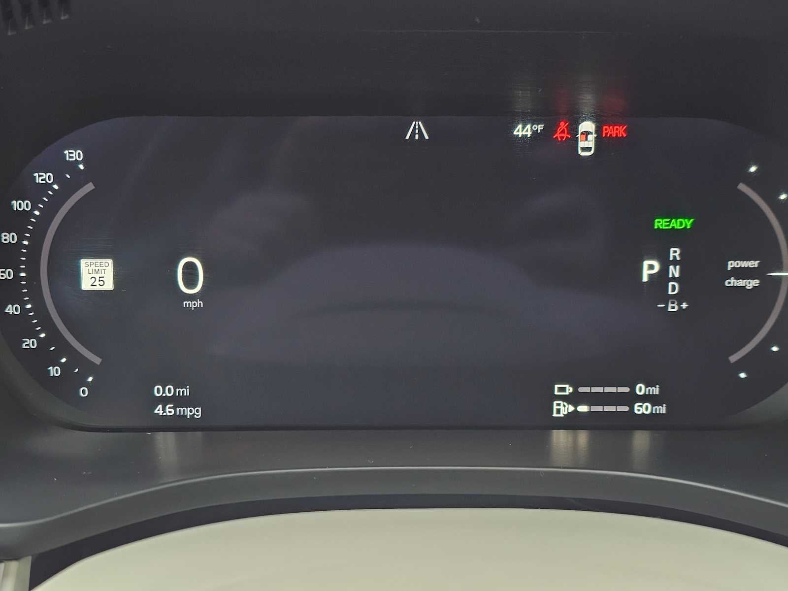 2023 Volvo XC60 Recharge Plug-In Hybrid Ultimate Bright Theme