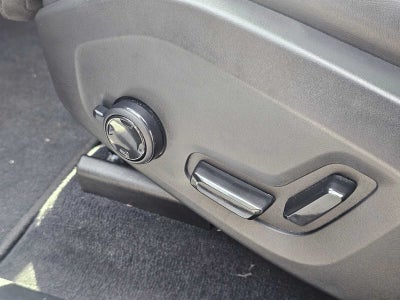 2023 Volvo XC60 Recharge Plug-In Hybrid Ultimate Bright Theme