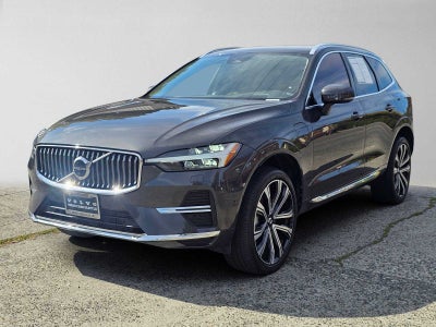 2023 Volvo XC60 Recharge Plug-In Hybrid Ultimate Bright Theme