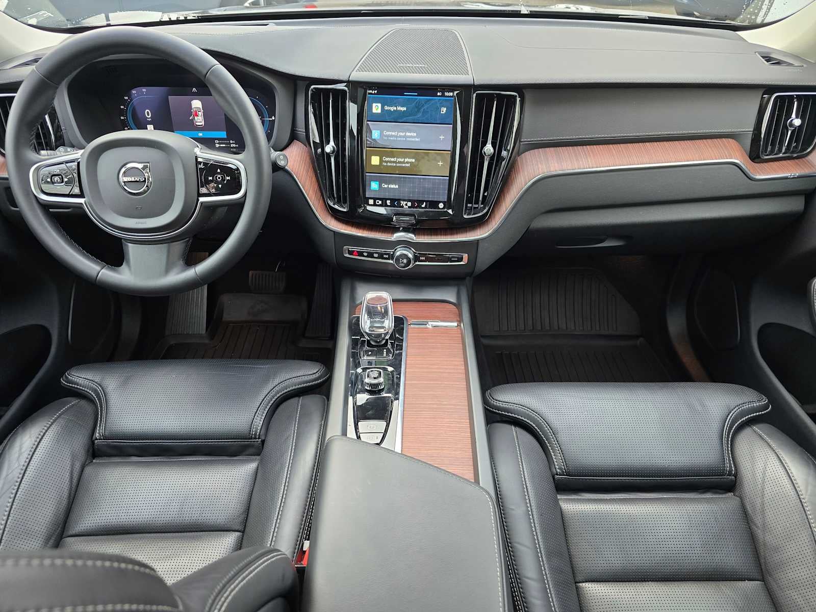 2023 Volvo XC60 Recharge Plug-In Hybrid Ultimate Bright Theme