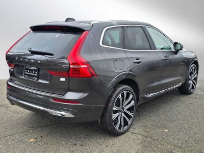 2023 Volvo XC60 Recharge Plug-In Hybrid Ultimate Bright Theme