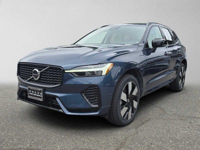 2024 Volvo XC60 Recharge Plug-In Hybrid Plus Dark Theme