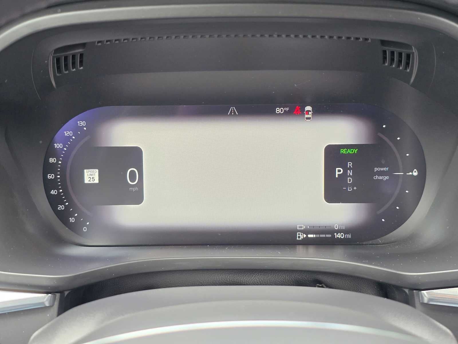 2024 Volvo XC60 Recharge Plug-In Hybrid Ultimate Dark Theme