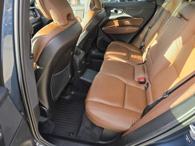 2023 Volvo XC60 Recharge Plug-In Hybrid Plus Bright Theme