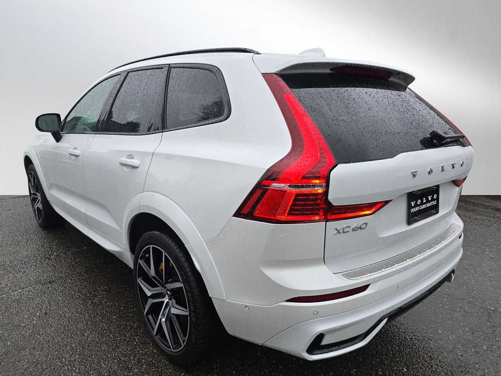 2024 Volvo XC60 Recharge Plug-In Hybrid Polestar Engineered