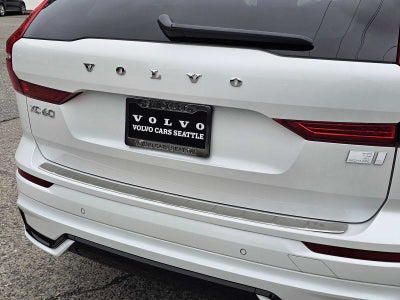 2023 Volvo XC60 Recharge Plug-In Hybrid Plus Dark Theme