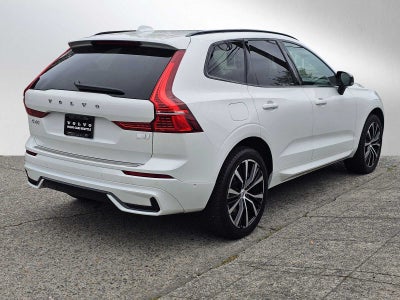 2023 Volvo XC60 Recharge Plug-In Hybrid Plus Dark Theme
