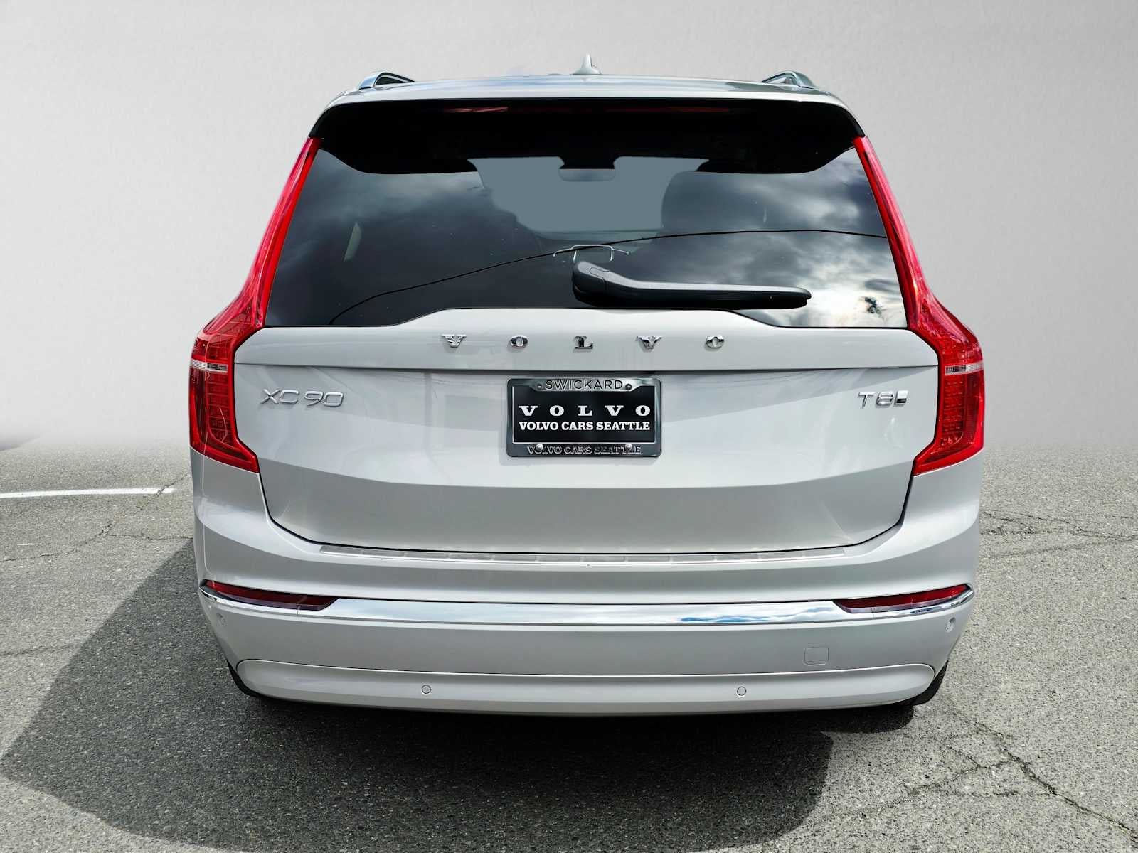 2025 Volvo XC90 Plug-In Hybrid Plus