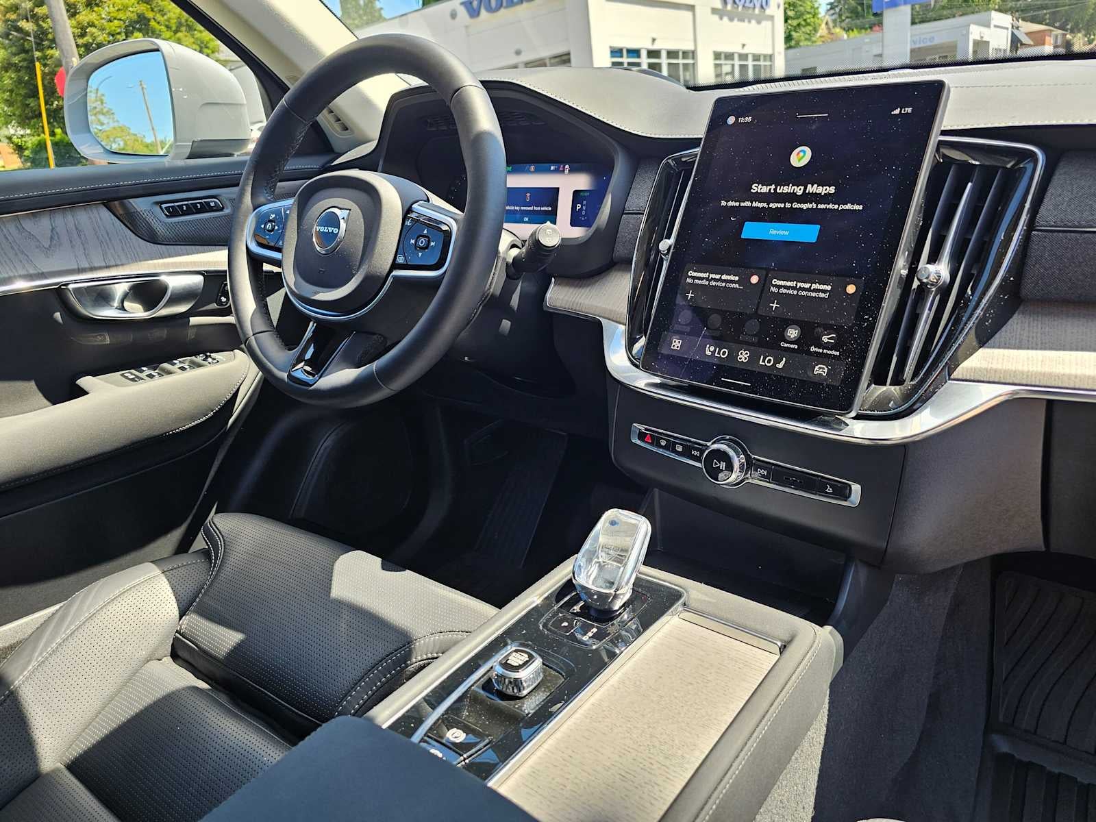 2025 Volvo XC90 Plug-In Hybrid Ultra