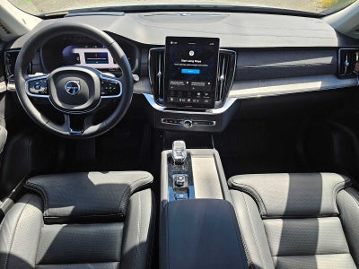 2025 Volvo XC90 Plug-In Hybrid Ultra