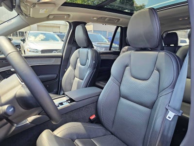 2025 Volvo XC90 Plug-In Hybrid Ultra