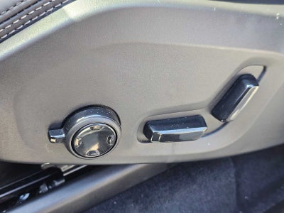 2025 Volvo XC90 Plug-In Hybrid Ultra